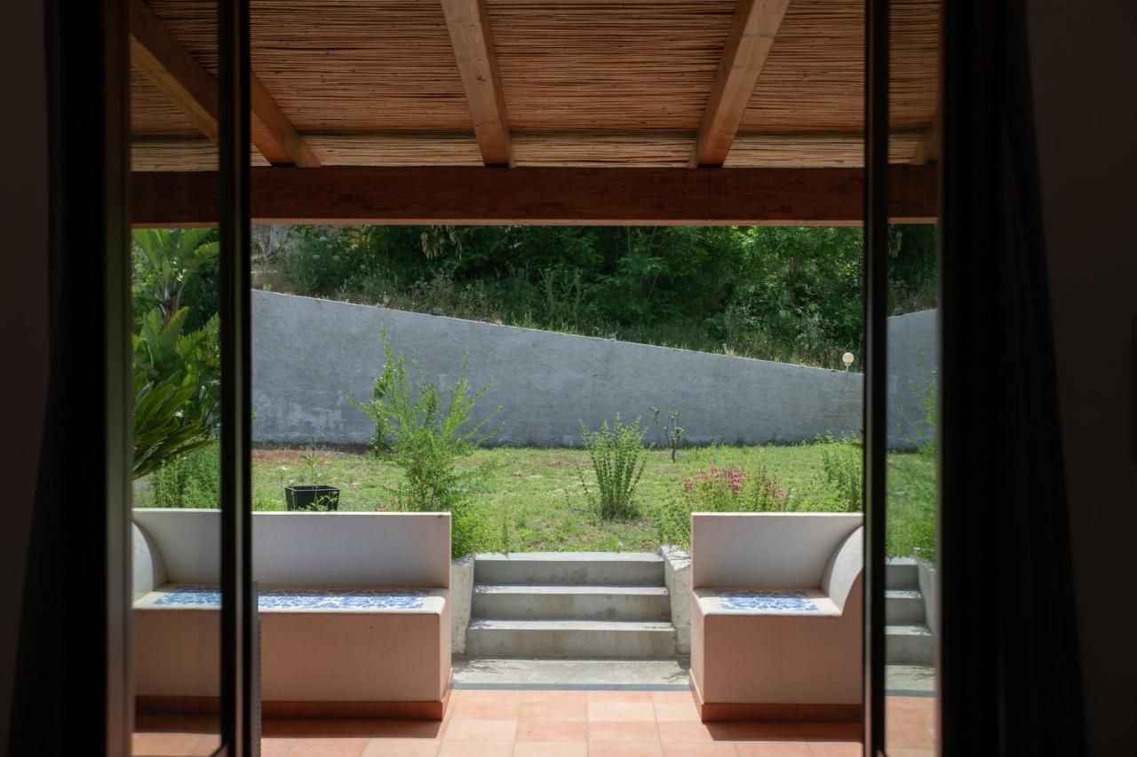 Maria Tindara La Locanda Vulcano  Bagian luar foto
