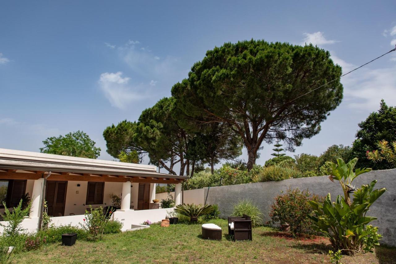 Maria Tindara La Locanda Vulcano  Bagian luar foto
