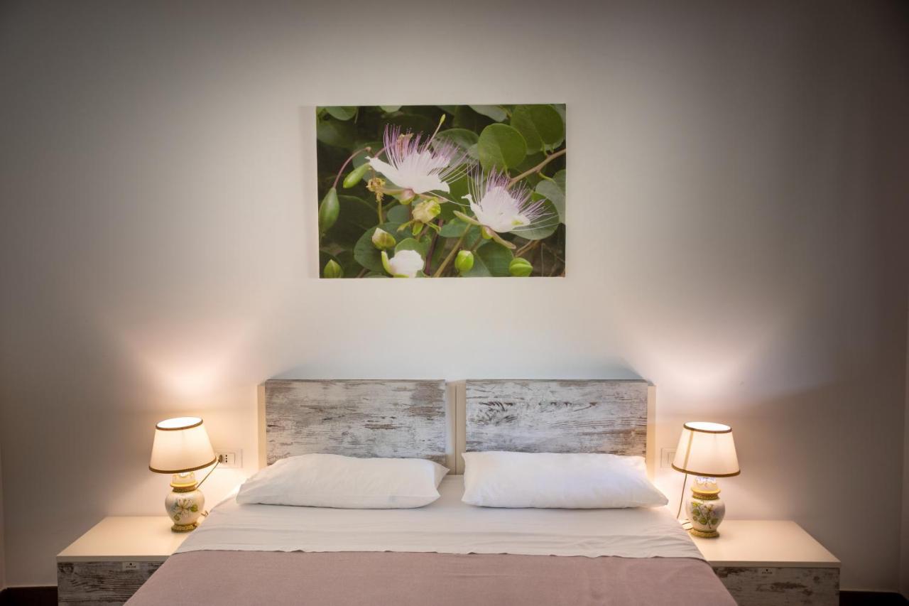 Maria Tindara La Locanda Vulcano  Bagian luar foto